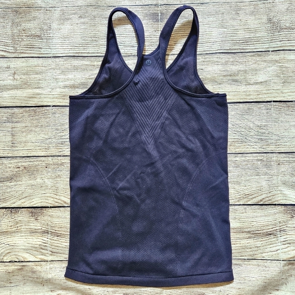 Lululemon midnight blue perforated "Reveal" racerback athletic tank top - Picture 1 of 11